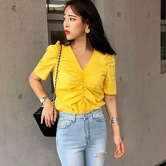 韩裔混血女神Yunadoll身材与网络热议全解析