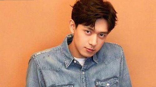 娱乐圈内幕大揭秘：从黑料八卦到明星背后的真实故事